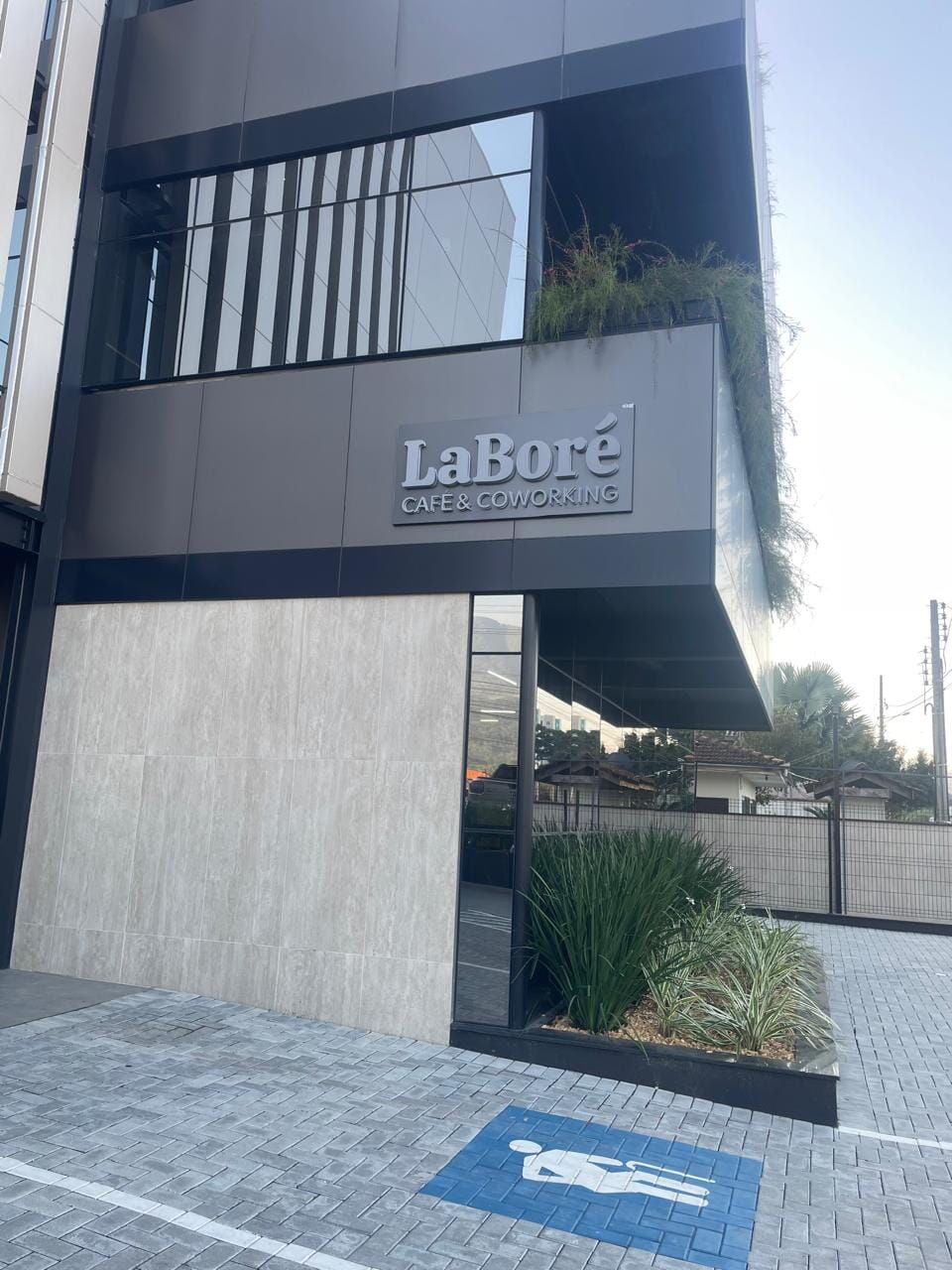 LaBoré Café & Coworking